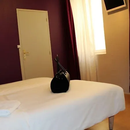 Le 13 Bvd Guest house 2*