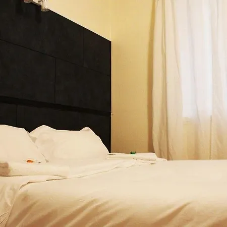 Le 13 Bvd Guest house Lourdes