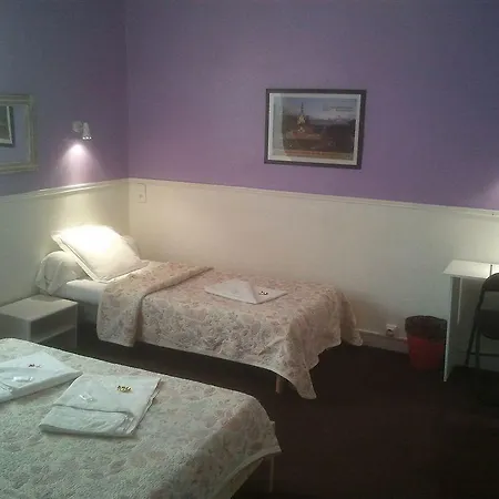 Le 13 Bvd Guest house