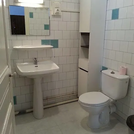 Guest house Le 13 Bvd 2*