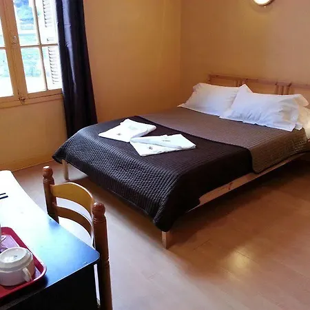 Le 13 Bvd Guest house 2*